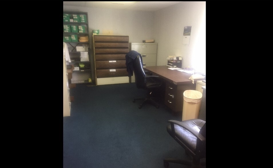 More Photos Of 8277 Market St, Youngstown Freestanding For Sale