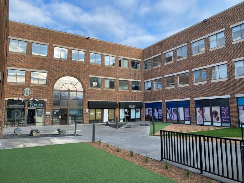 More Photos Of 1 Broadway, Denver Unknown For Lease