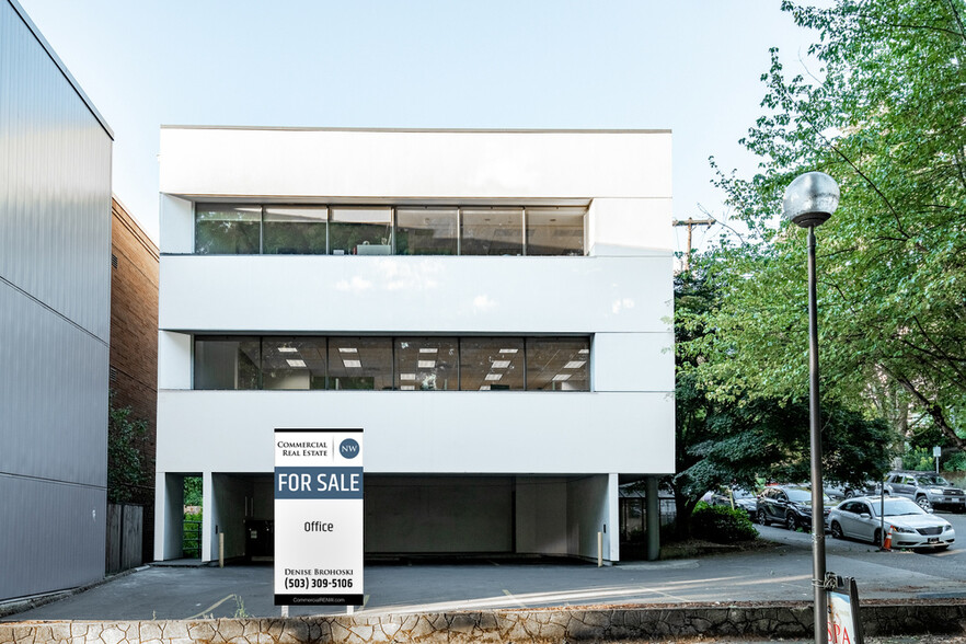 Primary Photo Of 140 SW Arthur St, Portland Office For Sale