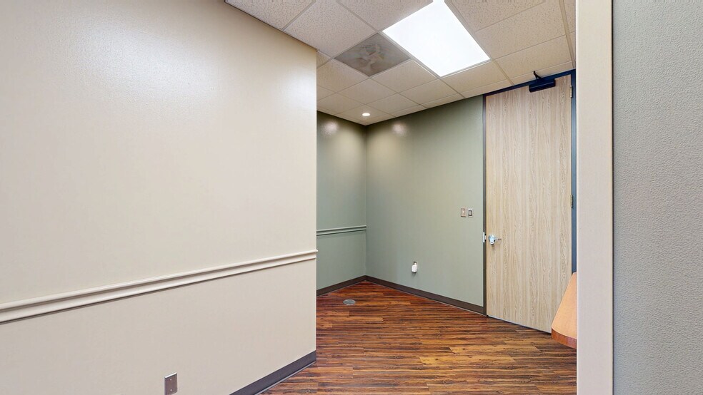 More Photos Of 4848 NE Stallings Dr, Nacogdoches Office For Sale
