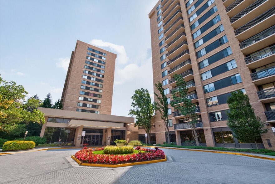 More Photos Of 3713 S George Mason Dr, Falls Church Apartments For Sale