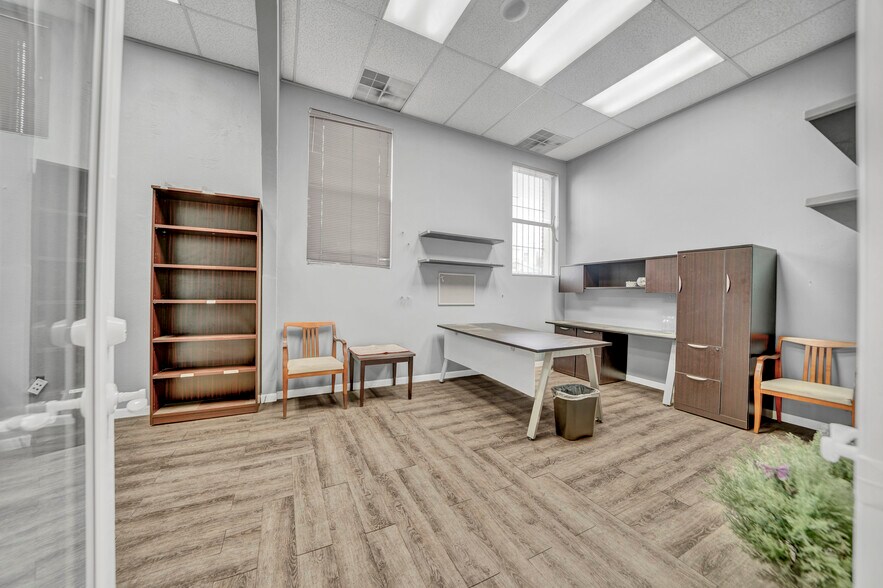 More Photos Of 333 E Channel St, Stockton Loft Creative Space For Sale