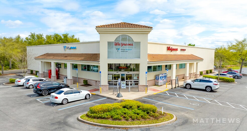 Primary Photo Of 3001 Simpson Rd, Kissimmee Drugstore For Sale