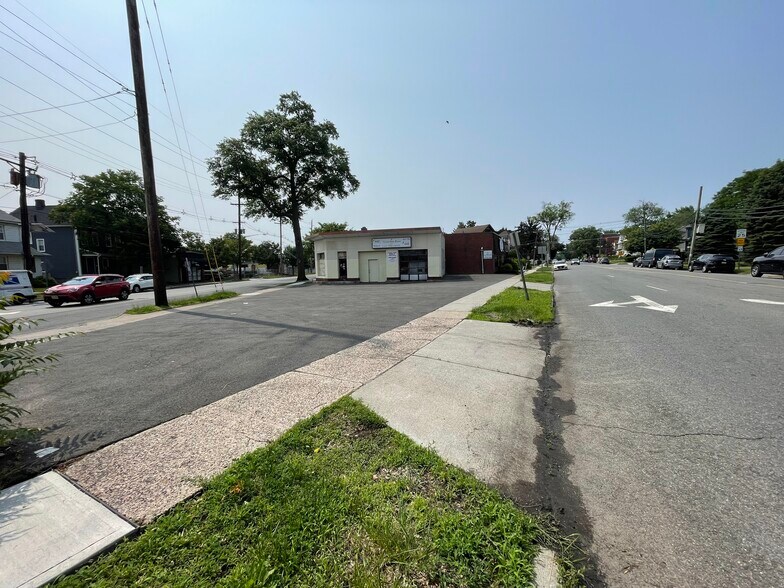 More Photos Of 755 Main St, Hackensack Storefront Retail Office For Sale