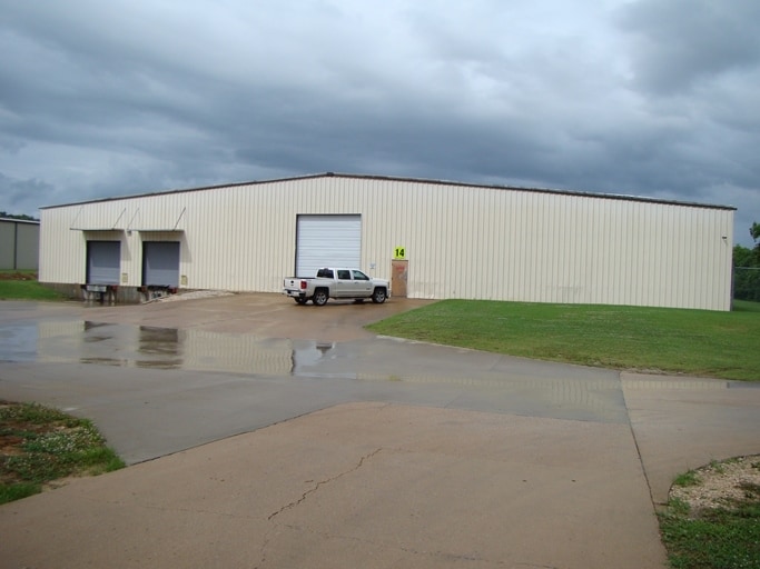 More Photos Of 1200 Lyell St, Milan Unknown For Lease