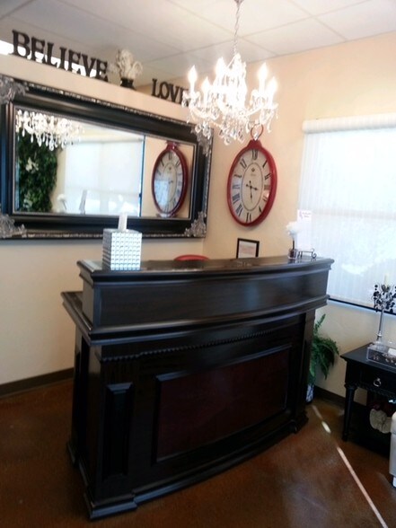 More Photos Of 512 E Whitehouse Canyon Rd, Green Valley Medical For Sale