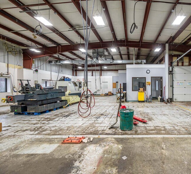 More Photos Of 345-347 Old Trunk 3, Chester Warehouse For Sale