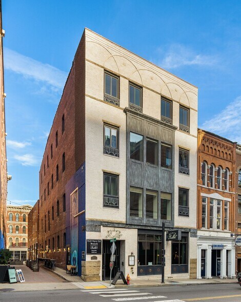 More Photos Of 218 3rd Ave N, Nashville General Retail For Sale