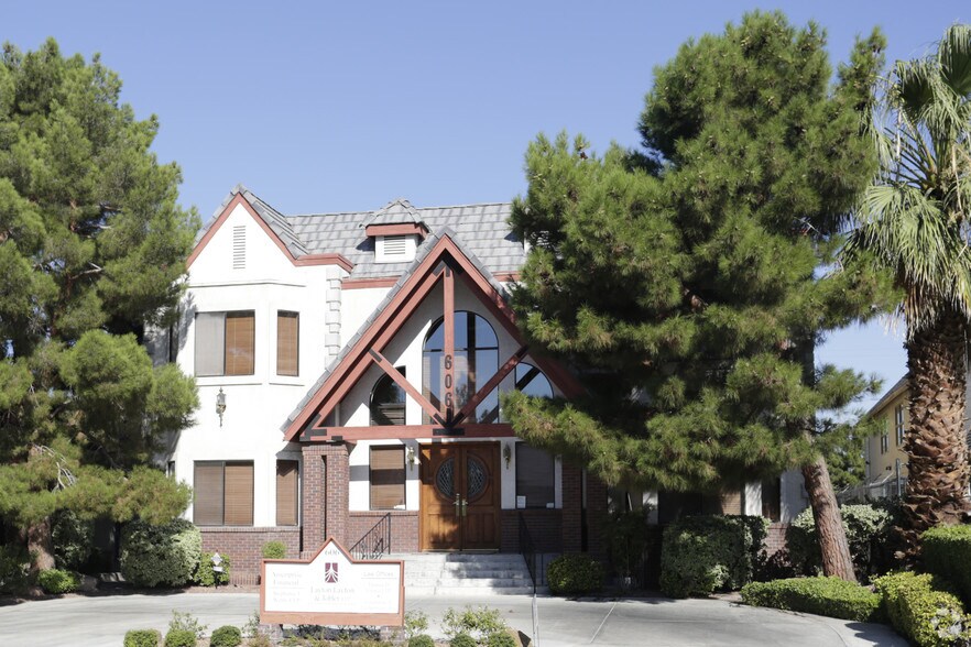 More Photos Of 606 S 9th St, Las Vegas Office Residential For Sale