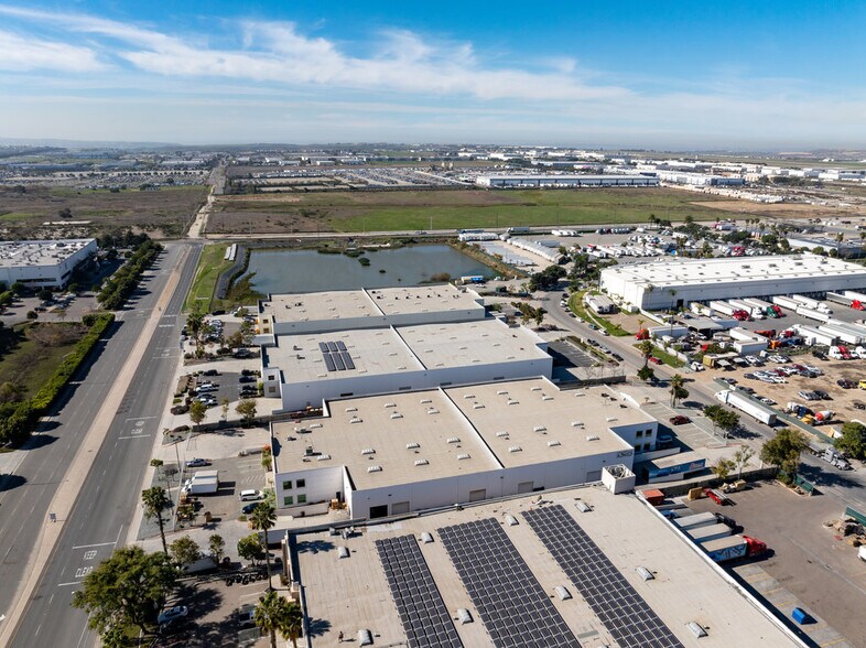 More Photos Of 8594 Siempre Viva Rd, San Diego Manufacturing For Lease