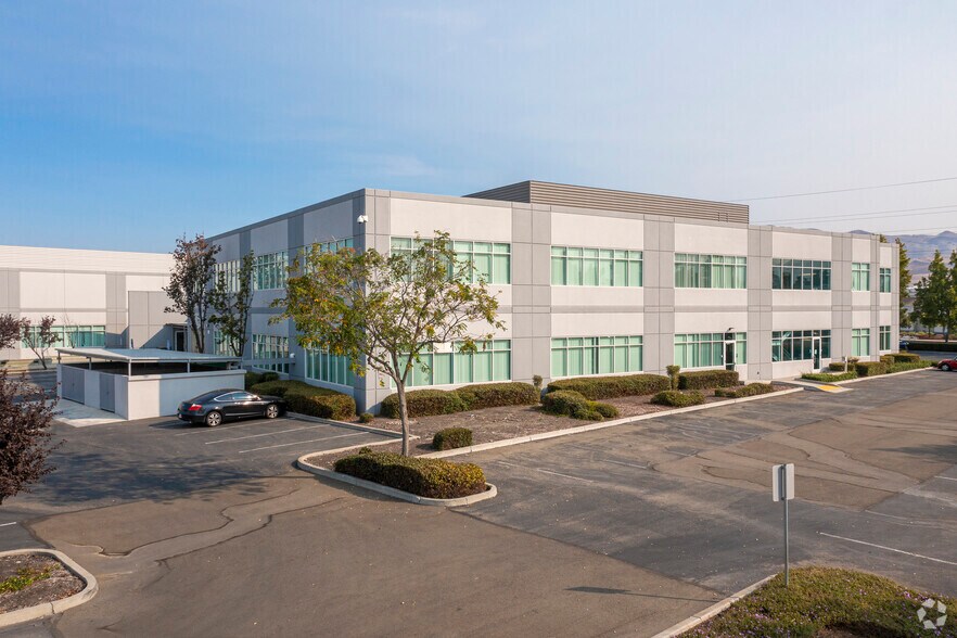 More Photos Of 237 S Hillview Dr, Milpitas Research And Development For Lease