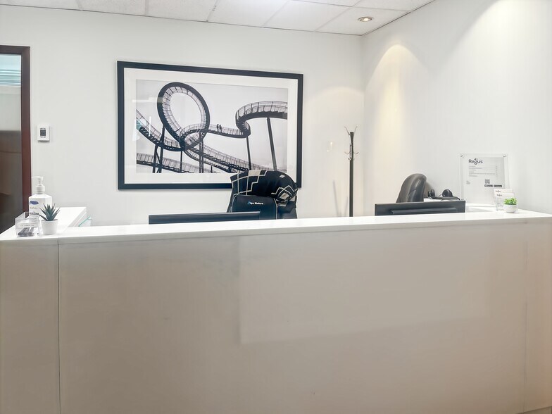 More Photos Of 1816 Crowchild Trail NW, Calgary Coworking Space