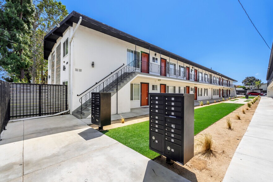 More Photos Of 14715-14719 Chadron Ave, Gardena Apartments For Sale