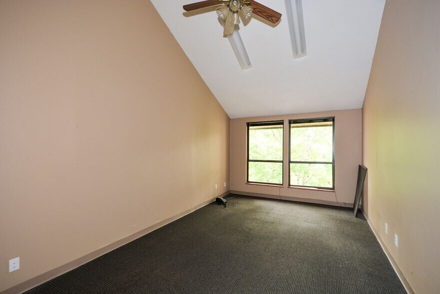 More Photos Of 1820 The Exchange SE, Atlanta Office For Sale