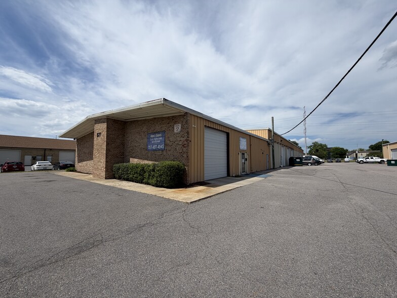 More Photos Of 5772 Arrowhead Dr, Virginia Beach Warehouse For Lease