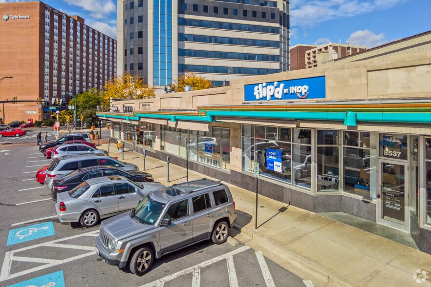More Photos Of 8661 Colesville Rd, Silver Spring Unknown For Lease