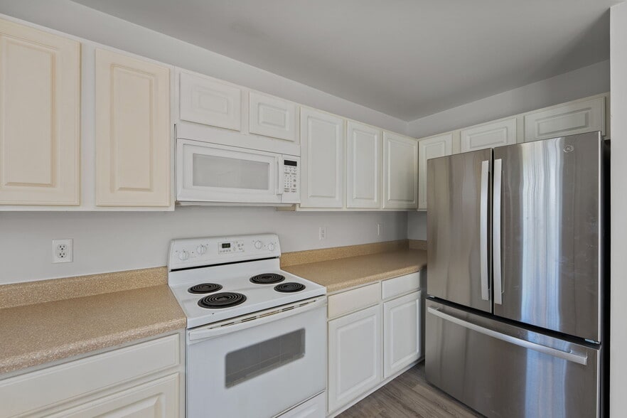 More Photos Of 701 Bob Baxter Dr, Elon Specialty For Sale