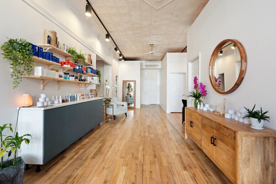 More Photos Of 253 Sea Cliff Ave, Sea Cliff Storefront Retail Residential For Sale