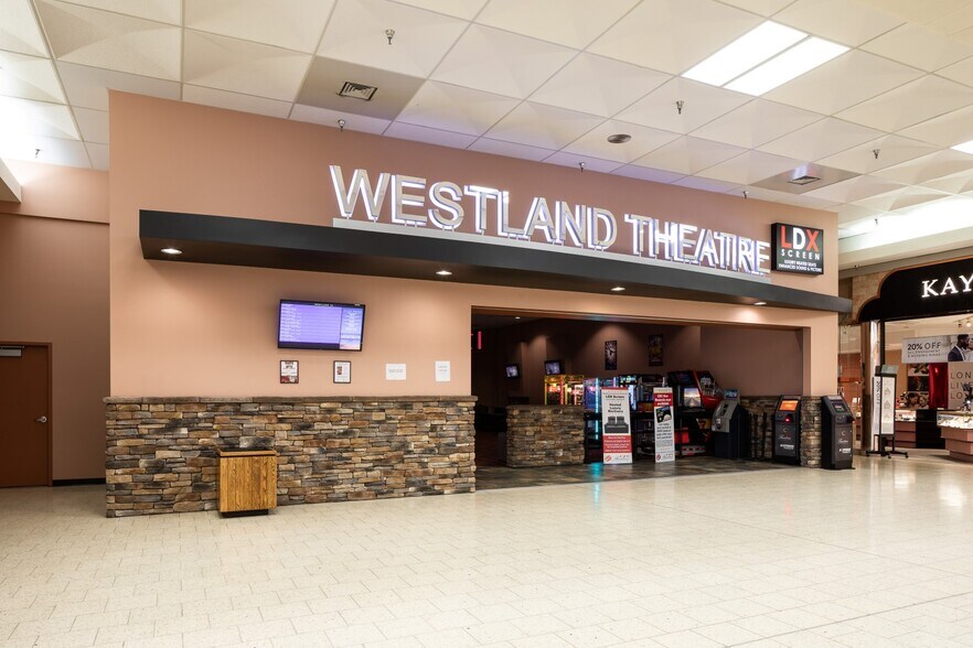 More Photos Of 550 S Gear Ave, West Burlington Storefront For Sale