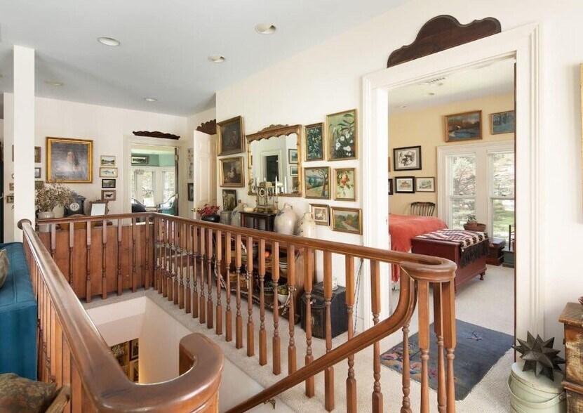 More Photos Of 308 Main St, Lakeville Apartments For Sale