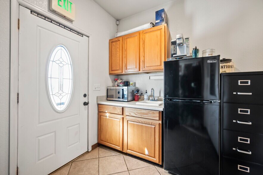 More Photos Of 802 S Nevada Ave, Colorado Springs Office Residential For Sale