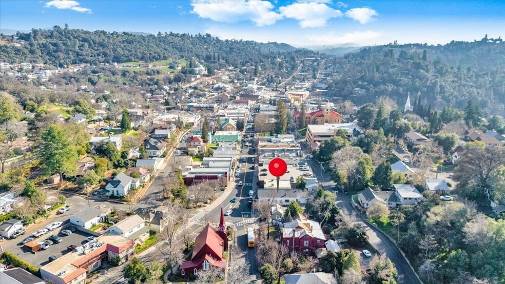 More Photos Of 134 N Washington St, Sonora Specialty For Sale