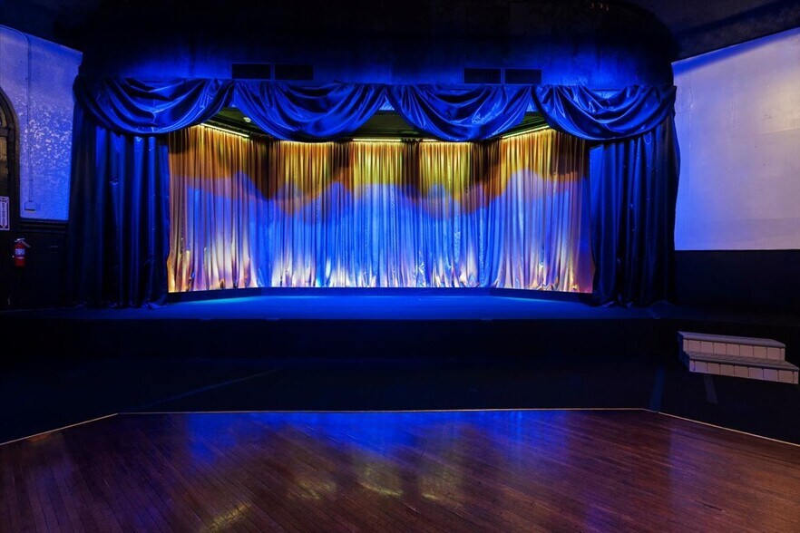 More Photos Of 917 Whittier Blvd, Montebello Storefront For Sale