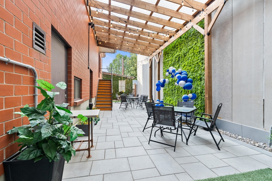 More Photos Of 499 Preston St, Ottawa Religious Facility For Sale