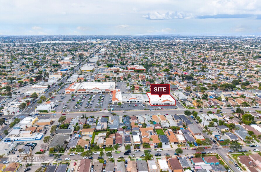 More Photos Of 9715-9723 Otis St, South Gate Drugstore For Lease