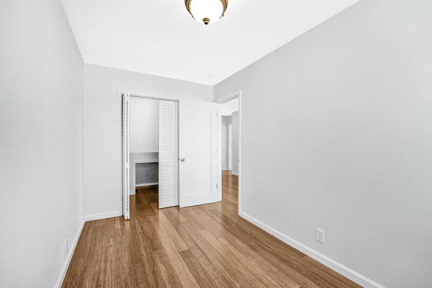 More Photos Of 1919 Curtis St, Berkeley Apartments For Sale