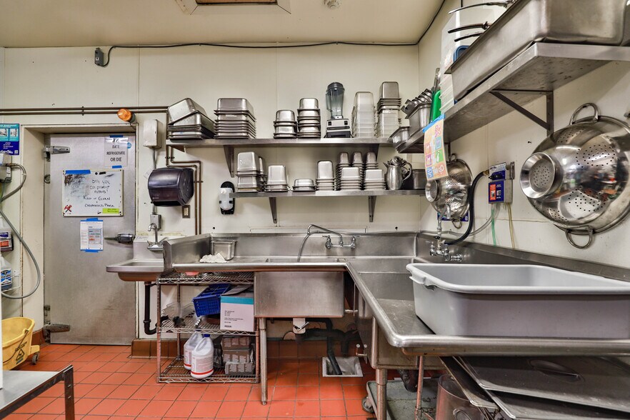 More Photos Of 251-253 Main St, Placerville Restaurant For Sale