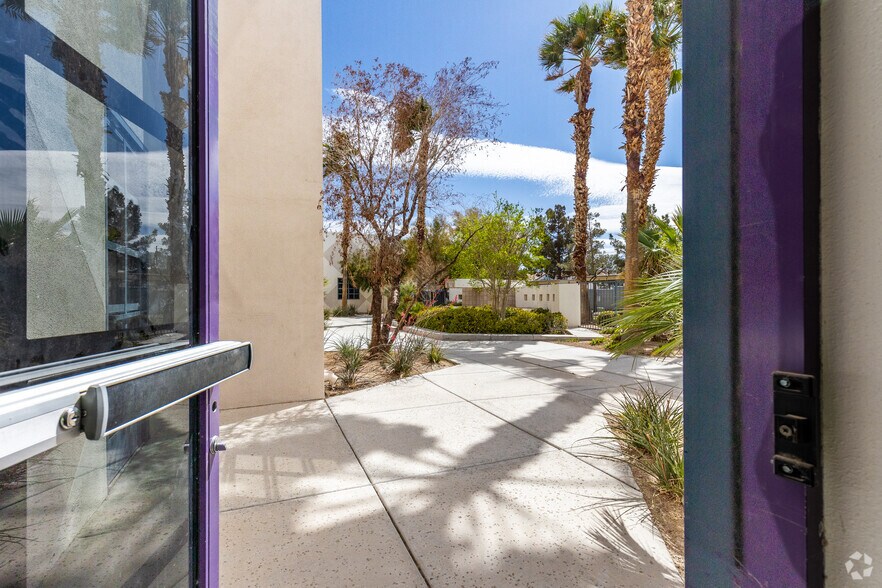 More Photos Of 3785 E Sunset Rd, Las Vegas Medical For Lease