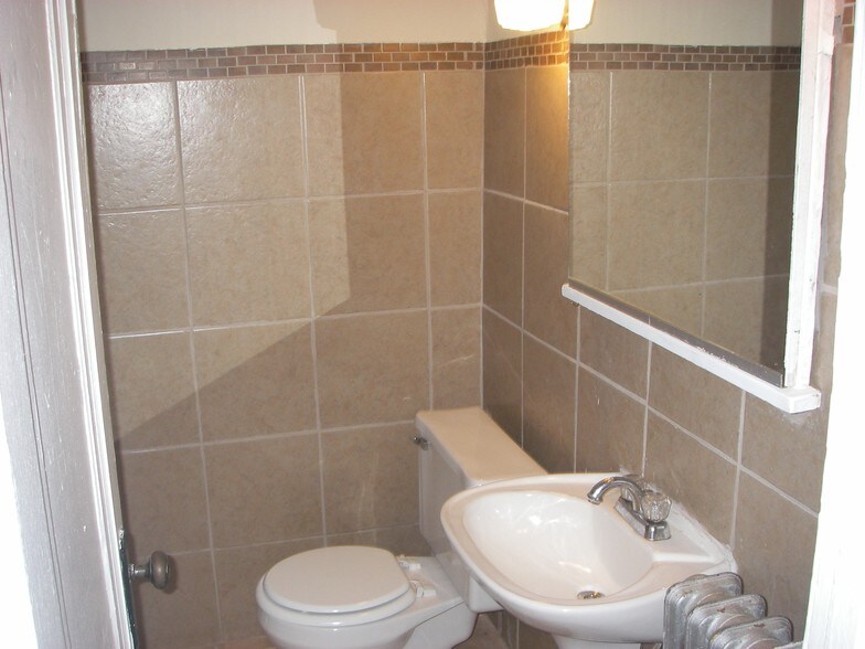 More Photos Of 7369-7379 N Damen Ave, Chicago Apartments For Sale