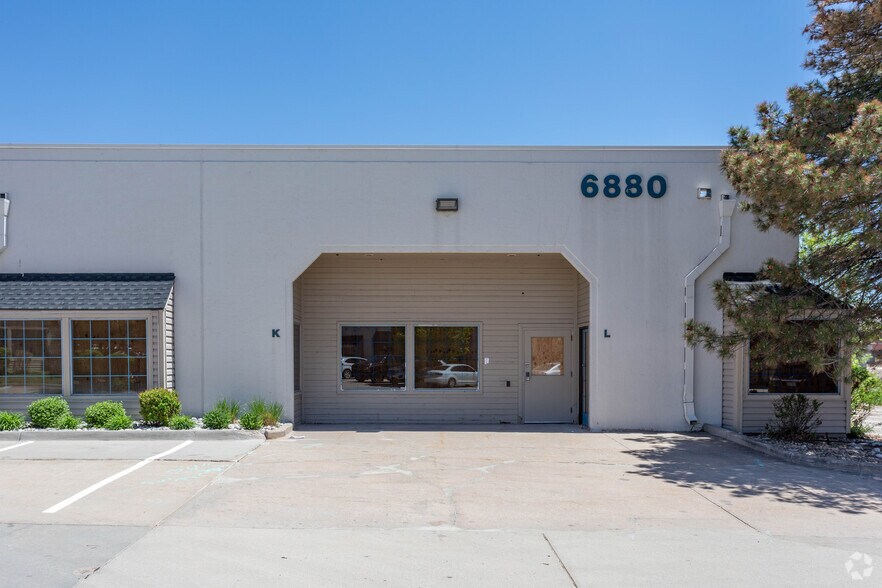 More Photos Of 6800 Broadway, Denver Unknown For Lease