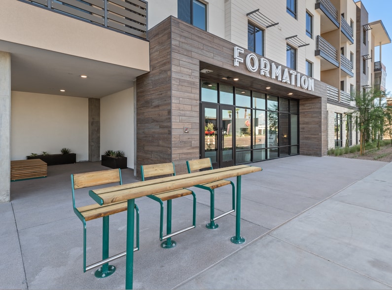 More Photos Of 2040-2060 N Scottsdale Rd, Scottsdale Apartments For Lease