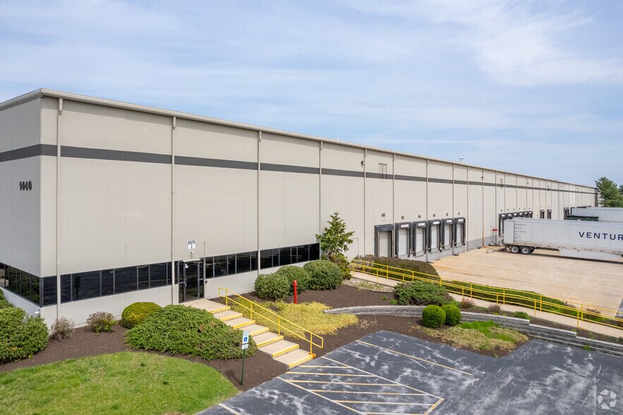 More Photos Of 1440 Sheffler Dr, Chambersburg Distribution For Lease