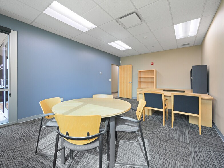 More Photos Of 2530 High Country Ct, Grand Junction Distribution For Lease