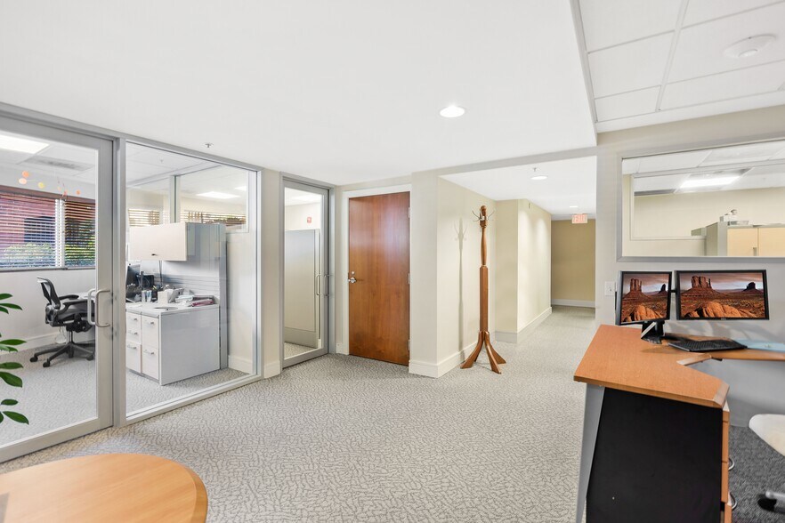 More Photos Of 2000 Massachusetts Ave NW, Washington Office Residential For Sale