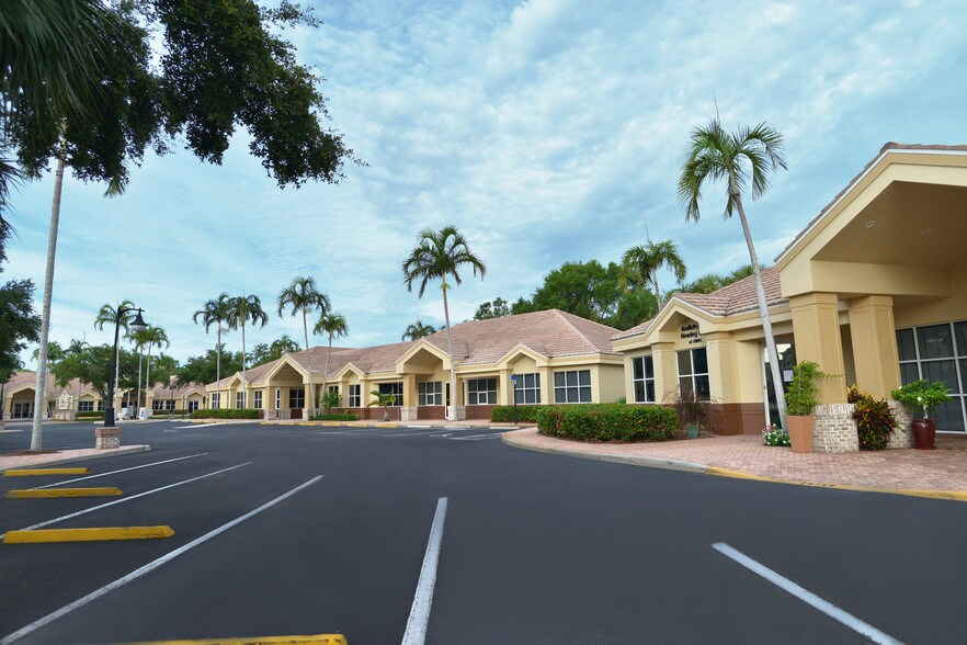 More Photos Of 24880 Burnt Pine Dr, Bonita Springs Medical For Lease