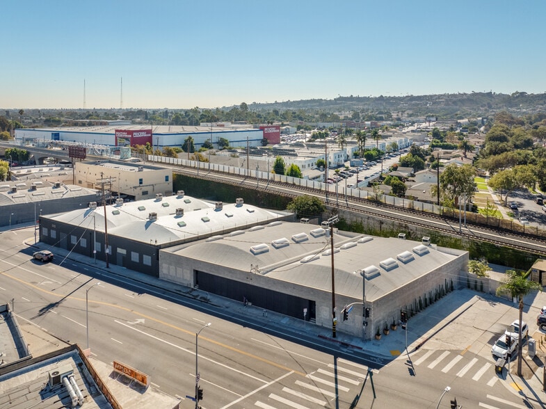 Primary Photo Of 5142-5148 W Jefferson Blvd, Los Angeles Showroom For Sale