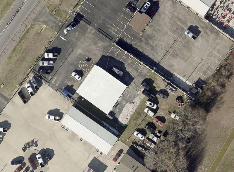 Primary Photo Of 2817 SW Wilshire Blvd, Burleson Auto Repair For Lease