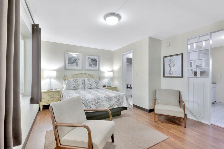 More Photos Of 901 N Ocean Blvd, Pompano Beach Hotel For Sale