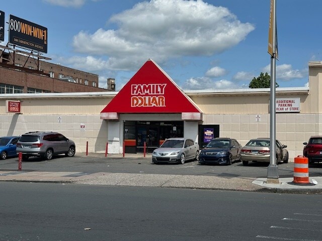 More Photos Of 190 Farmington Ave, Hartford Storefront Retail Office For Sale