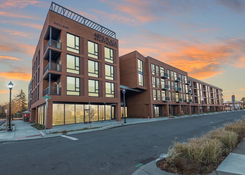 More Photos Of 492 NE 2nd St, Gresham Apartments For Lease