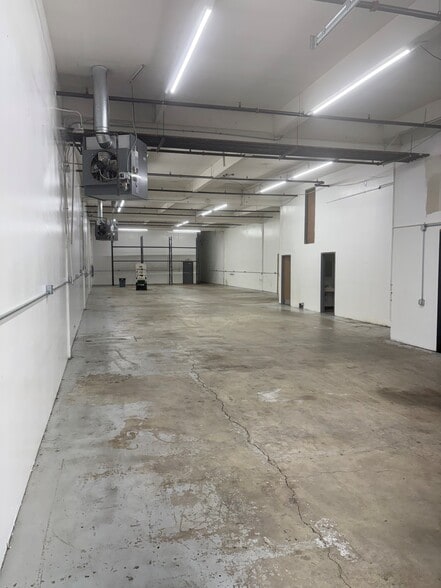 More Photos Of 5293 Ward Rd, Arvada Manufacturing For Lease