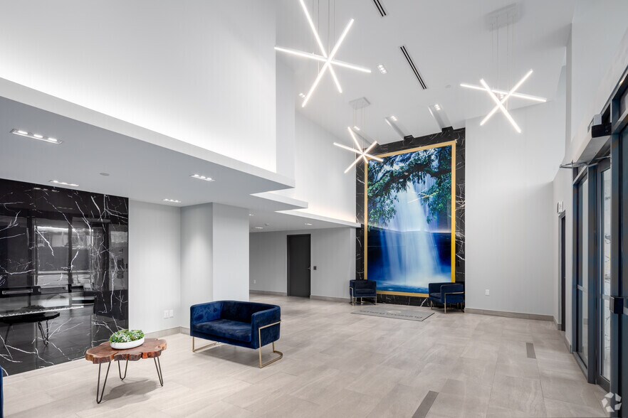 More Photos Of 5 Zappacosta Dr, Toronto Apartments For Lease