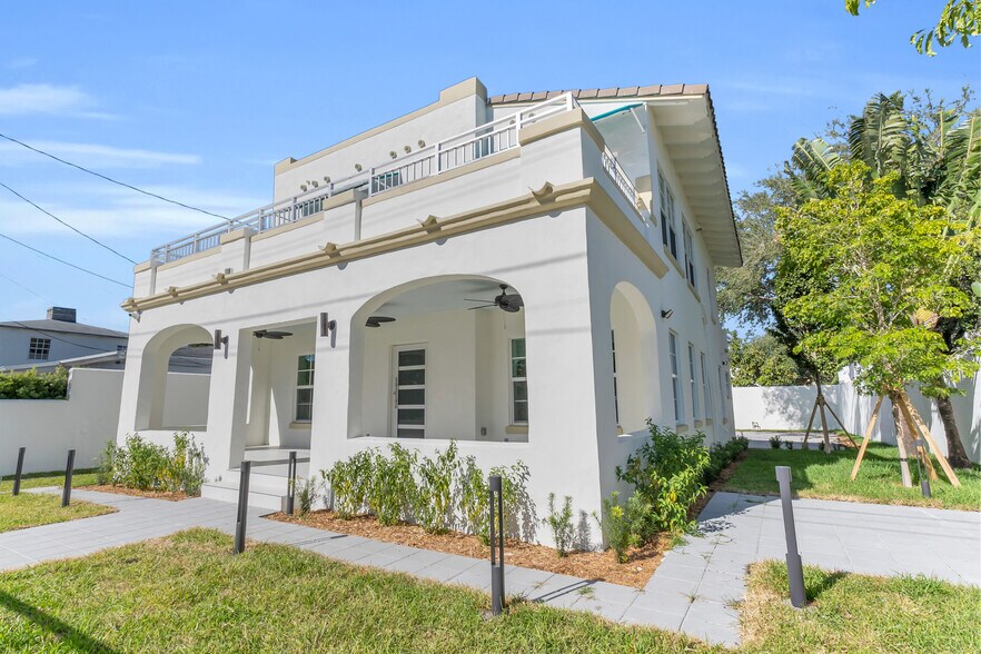 More Photos Of 563 NE 67th St, Miami Medical For Lease