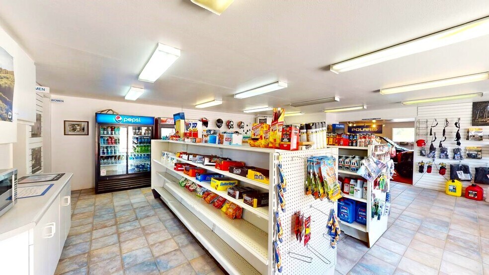 More Photos Of 809 N State Highway 149, Lake City Convenience Store For Sale