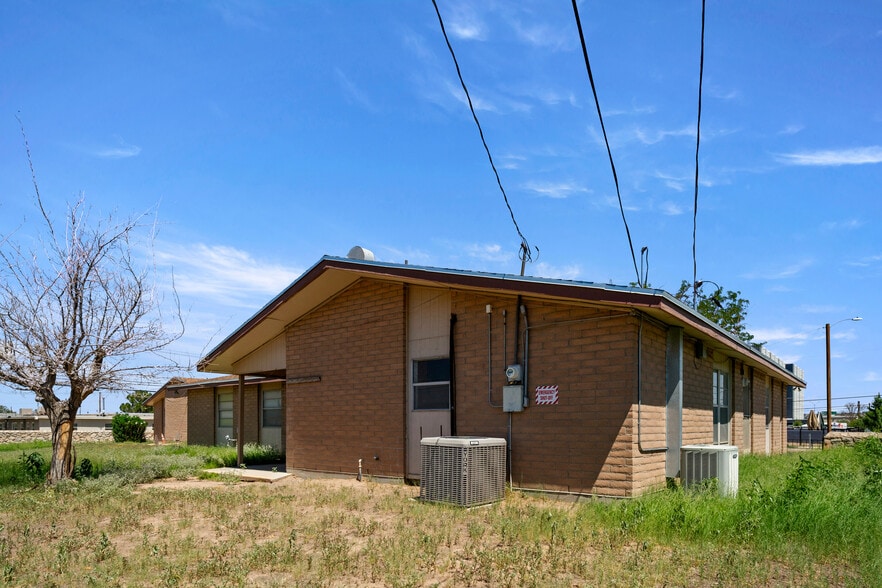 More Photos Of 5310 Blanco Ave, El Paso Office Residential For Lease