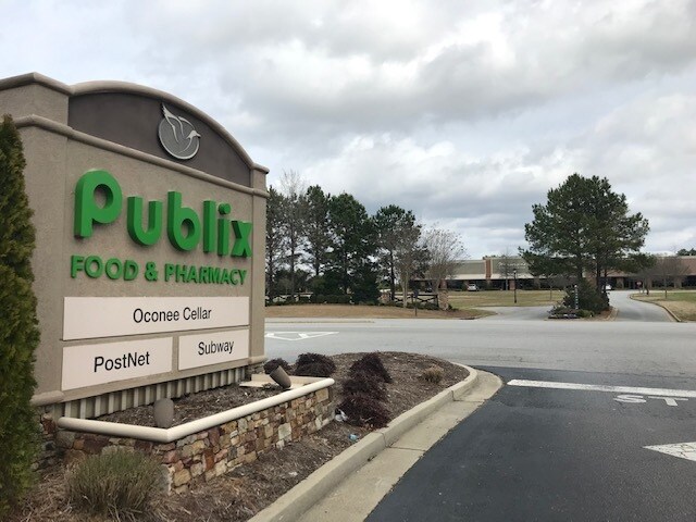 More Photos Of 1045 Commerce Dr, Greensboro Land For Sale